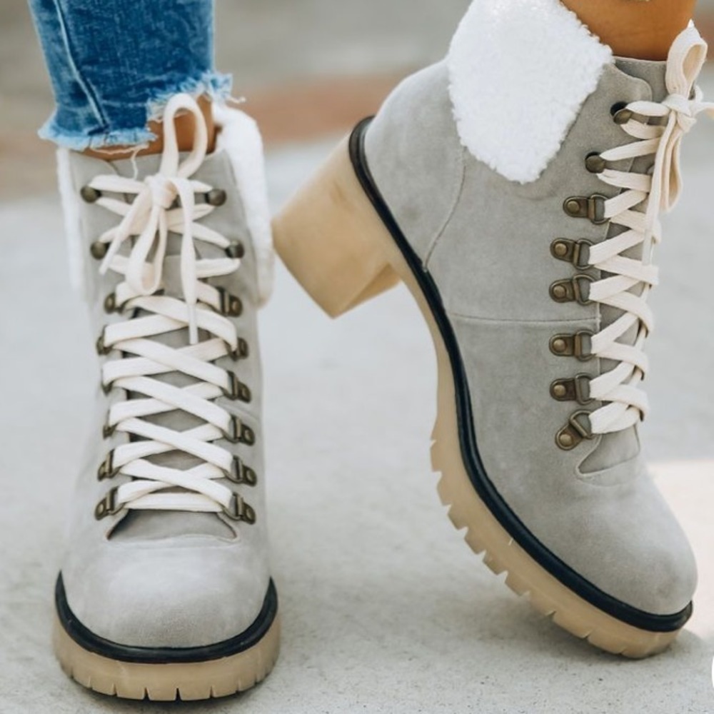 NWT Oasis Society Shearling Lace Up Sherpa Lined Hiking Boots - Picture 3 of 9